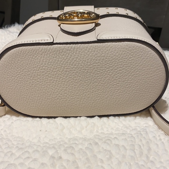 Coach bucket purse - Picture 10 of 11